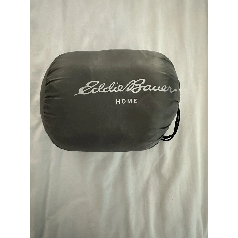 Eddie Bauer Home Primaloft Packable Gray Thermal Down Throw Blanket